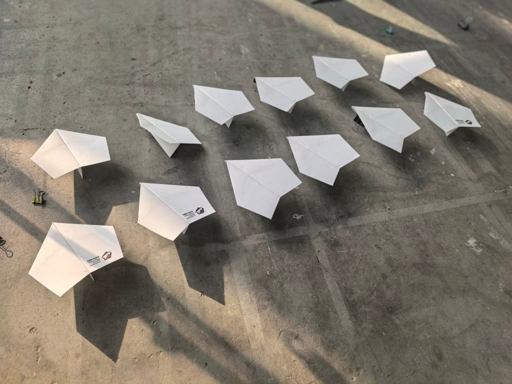 98.43 Meters: How a Simple Piece of Paper Defied Gravity and Shattered Records